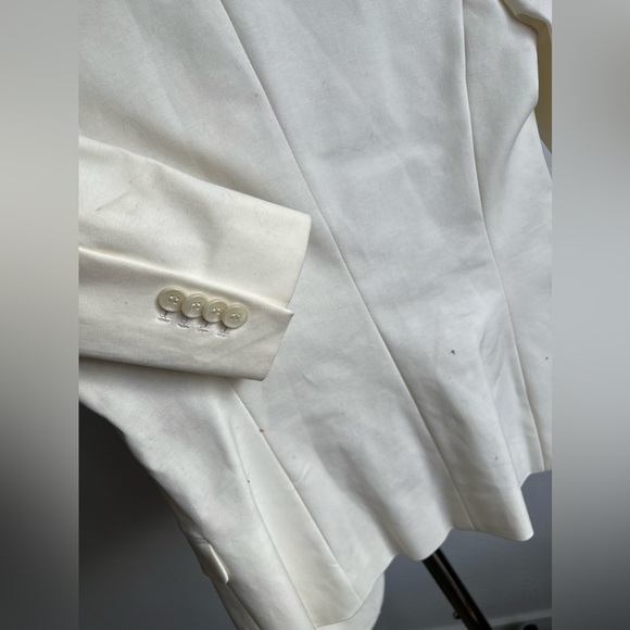 WHITE VINCE CAMUTO BLAZER - Picture 4 of 6
